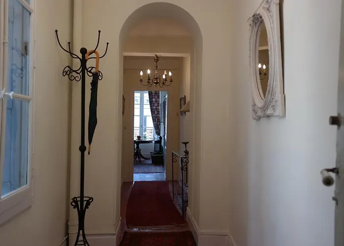 Apartamento Penthouse Overlooking Place Carnot